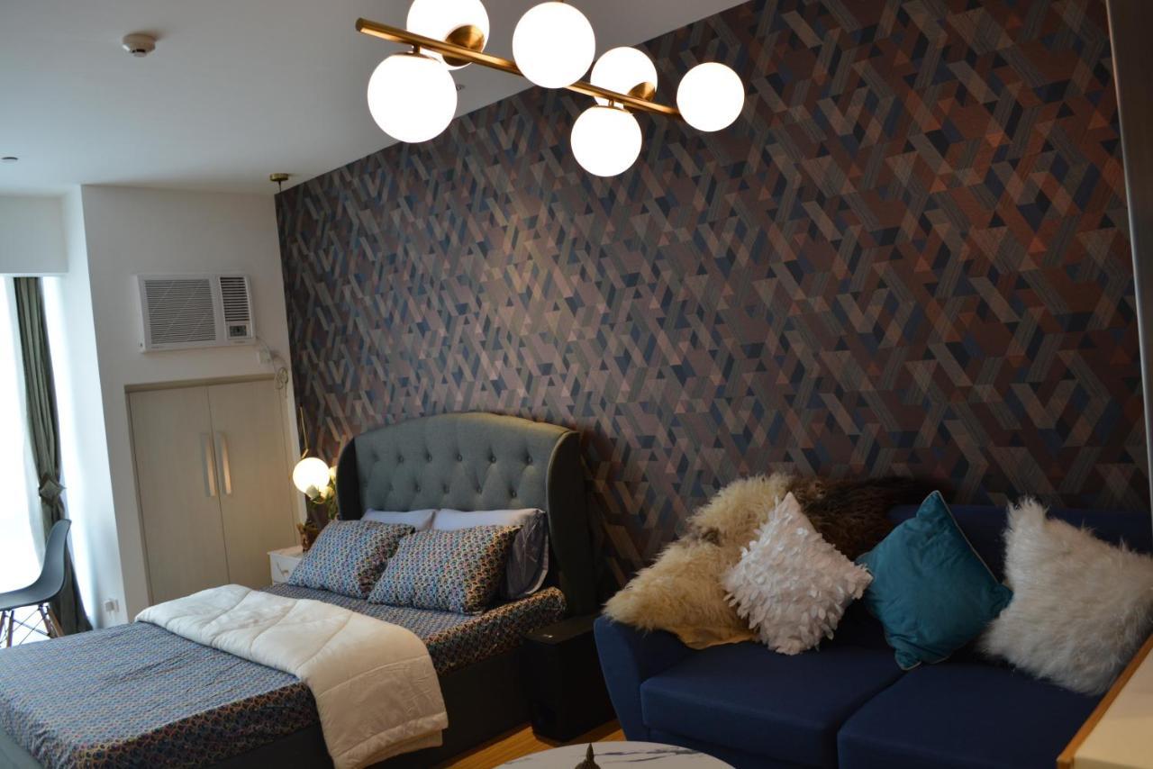 Mandaluyong Luxxe Interior Design Condo - Novotel Residences At Acqua Private Residences מראה חיצוני תמונה